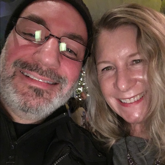 Meet your Posher, Steph - Picture 1 of 1